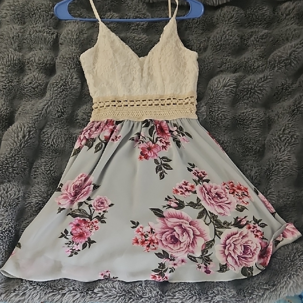 Rue21 White and Pink Floral Dress